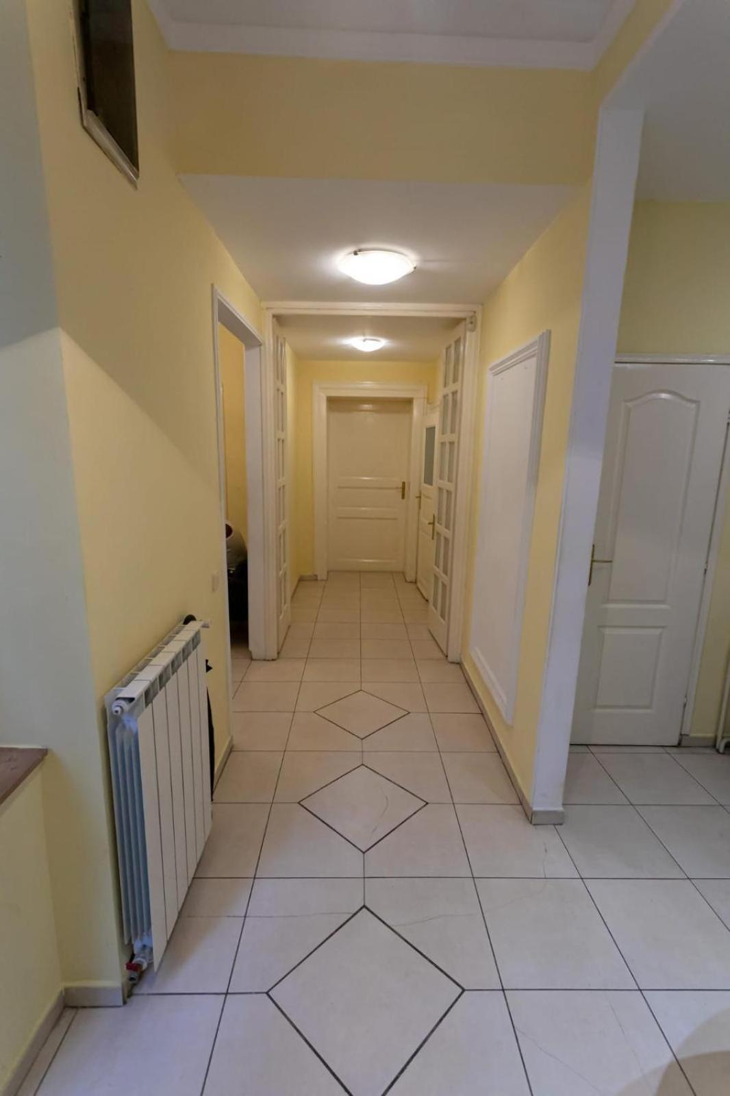 City B 52 Beograd Bagian luar foto